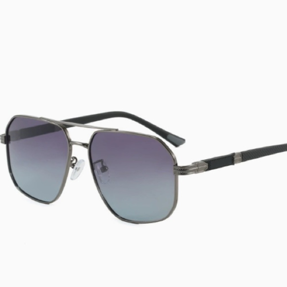 Men's Aviator Sunglasses in Gradient Gray Lenses